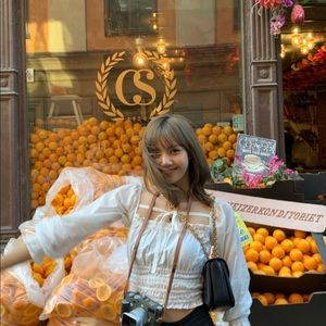 Meet your Posher, Jodi